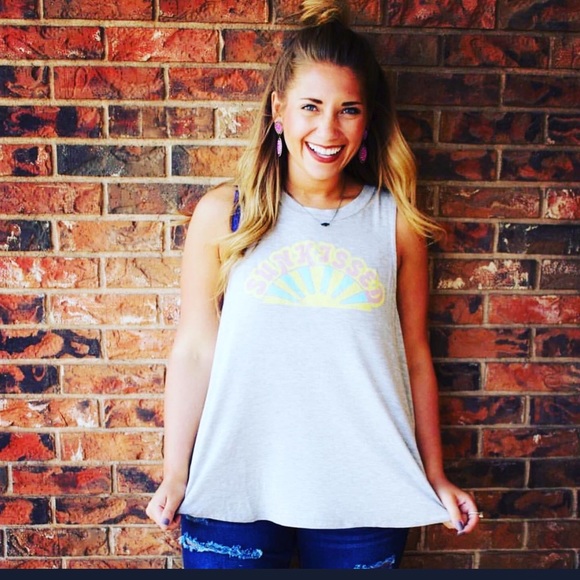 Livy Lu Tank Top - Picture 6 of 7